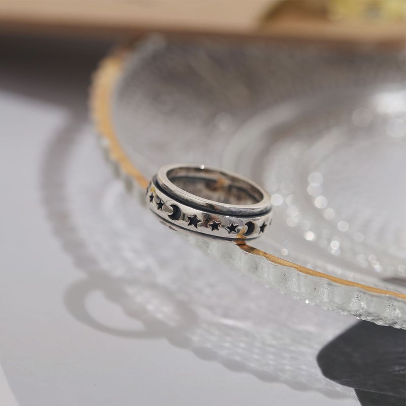 Retro Star & Moon Rotating Ring